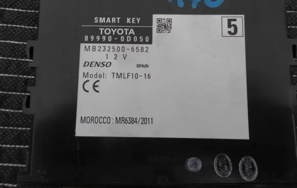 Toyota Yaris Door central lock control unit/module 899900D050 89990-0D050