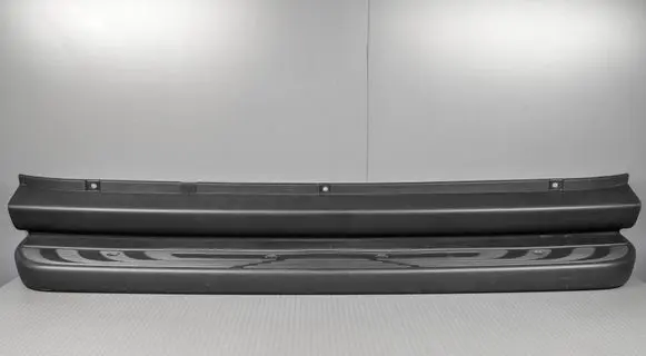 Mercedes-Benz Sprinter W907 W910 Side skirt rear trim A9108856400 A9108856500 A9108856700