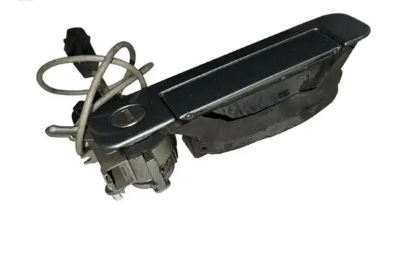 Audi A4 S4 B5 8D Front door exterior handle 4A0837206D 8D0837208A 4A0837206E