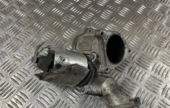 Audi A3 S3 8P EGR valve 03g129637a