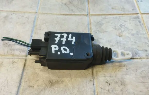 Fiat Doblo Central locking motor 
