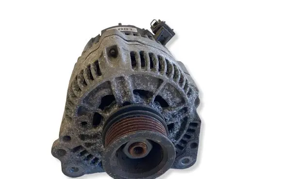 Volkswagen Golf IV Generator/alternator 0123310037 037903025B
