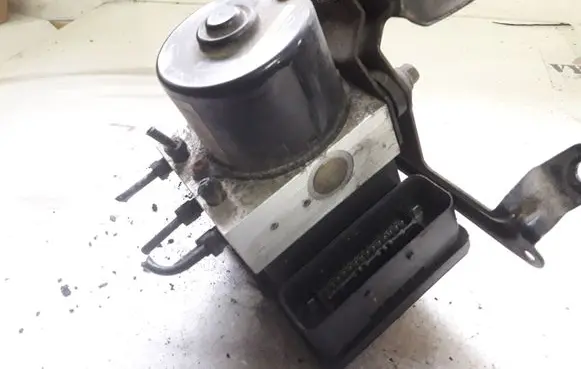 Honda CR-V ABS Pump 00008073E2