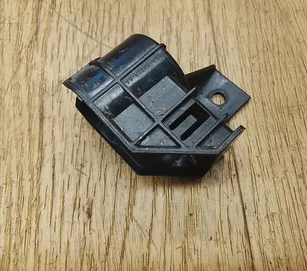 Land Rover Discovery 5 Radiator mount bracket HPLA8A27AAA