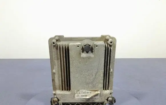 Audi Q7 4L Engine control unit/module ECU 4L1910401E