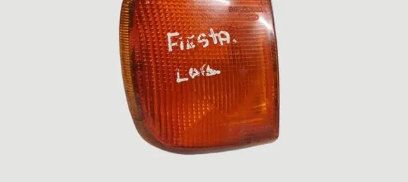 Ford Fiesta Front indicator light 84FG13368AA 046551 6697