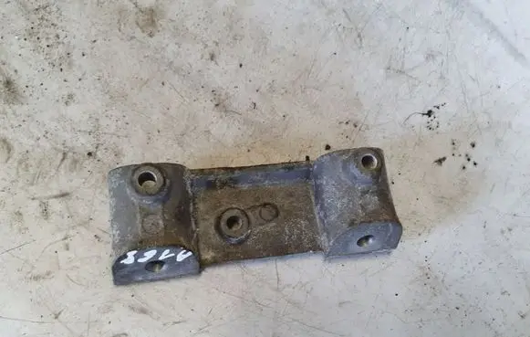 Land Rover Discovery 3 - LR3 Fuel pump bracket 4R8Q9W276