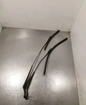 Peugeot Partner Front wiper blade arm 9682974780 9682974380