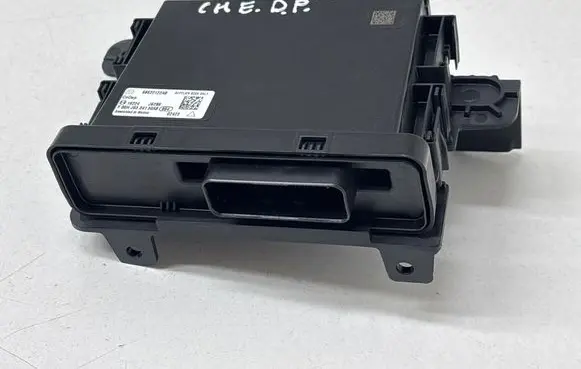 Jeep Grand Cherokee WL Gateway control module 68622122AB 1922