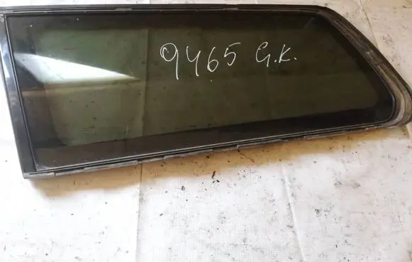 Volvo V70 Rear side window as2