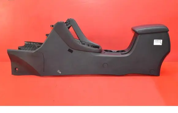 MG ZS Center console 