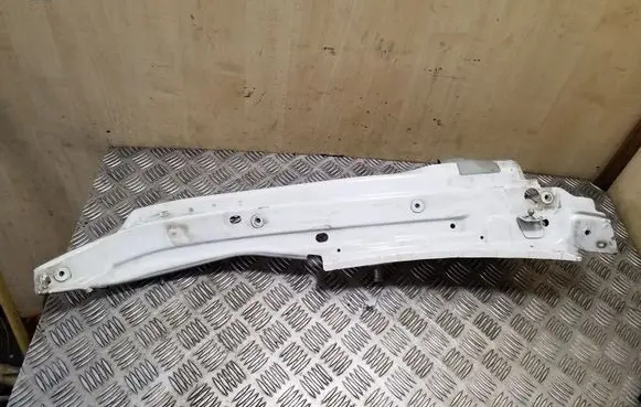 Audi Q7 4L Fender mounting bracket 4L0805157 4L0805175