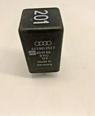 Audi A6 S6 C5 4B Other relay 443951253T