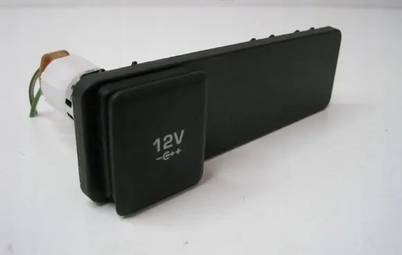 Hyundai H-1, Starex, Satellite Cigarette lighter front FK72045B49AC
