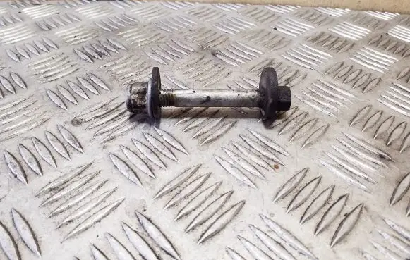 Volvo XC70 Rear suspension camber bolt 