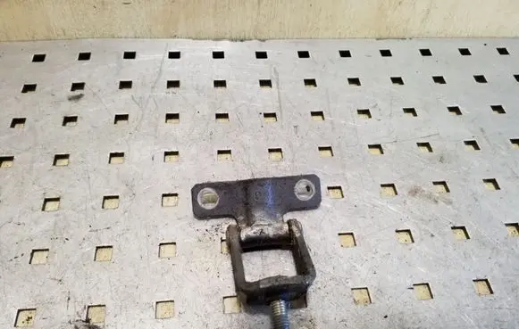 Mitsubishi Outlander Tailgate/trunk/boot hinge