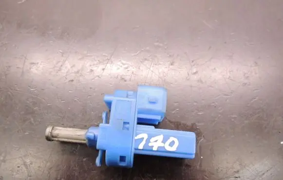 Clutch pedal sensor