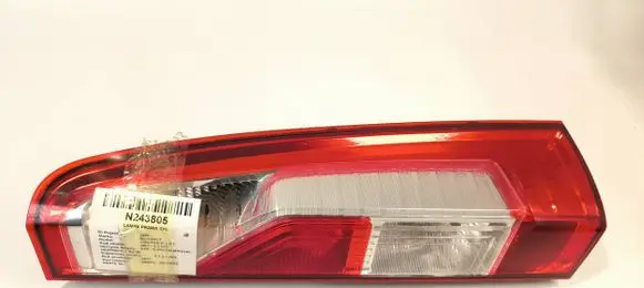 Renault Master IV Rear/tail lights