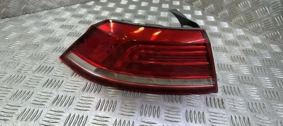 Volkswagen PASSAT B8 Rear/tail lights 3G5945311