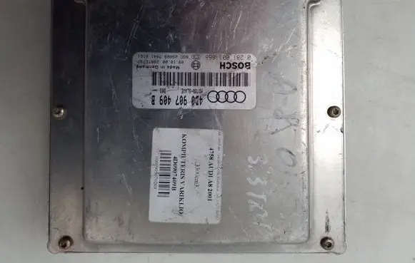 Audi A8 S8 D2 4D Engine control unit/module 4B0907409B