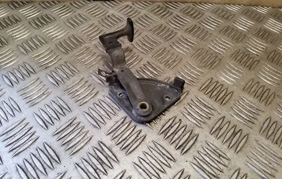 Audi A6 S6 C4 4A Engine bonnet (hood) release handle