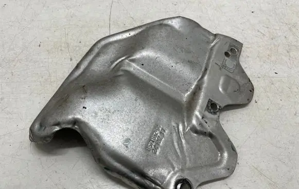 BMW X1 F48 F49 Other engine bay part 8571892