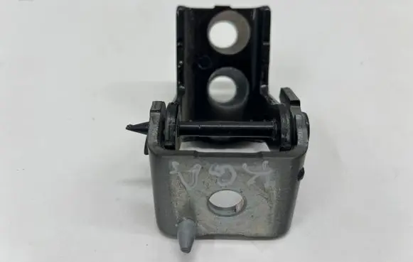 Fiat 600 Rear door lower hinge 
