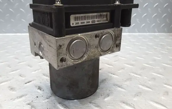 Renault Megane II ABS Pump 0265800300 0265231300 8200038695
