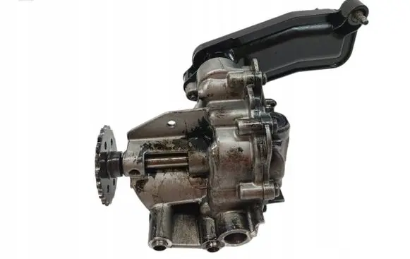 Opel Movano B Oil pump 150109223R
