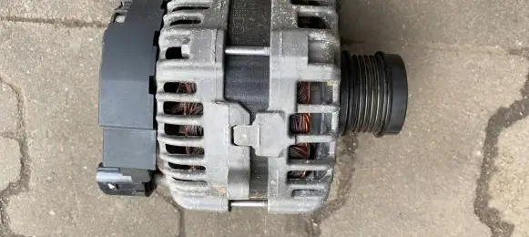 Mercedes-Benz B W246 W242 Generator/alternator A0009061903 0125711030