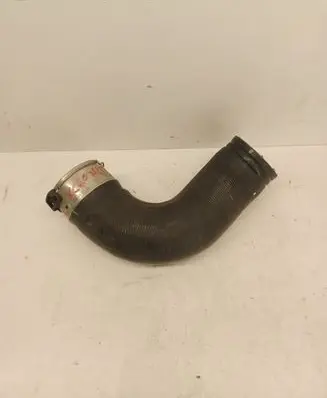 Volvo XC60 Intercooler hose/pipe 31657757