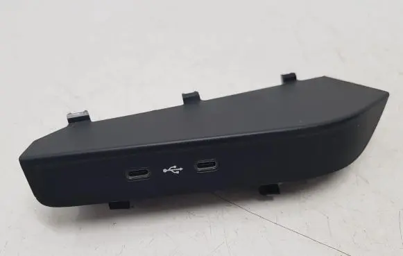 Skoda Scala USB socket connector 657035736 655035727