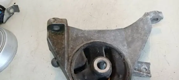 Gearbox mount