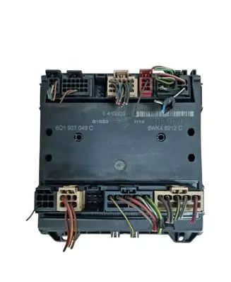 Volkswagen Polo III 6N 6N2 6NF Comfort/convenience module 6Q1937049C