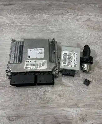 BMW X3 E83 Engine ECU kit and lock set 7809999 030133298 0281013924
