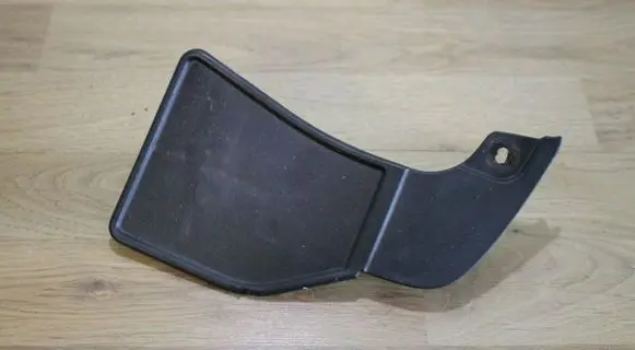 Toyota Corolla Verso AR10 Front mudguard 