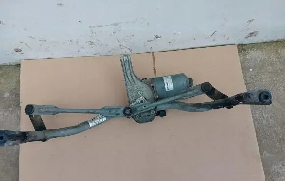 Renault Trafic III (X82) Front wiper linkage and motor 288004907R