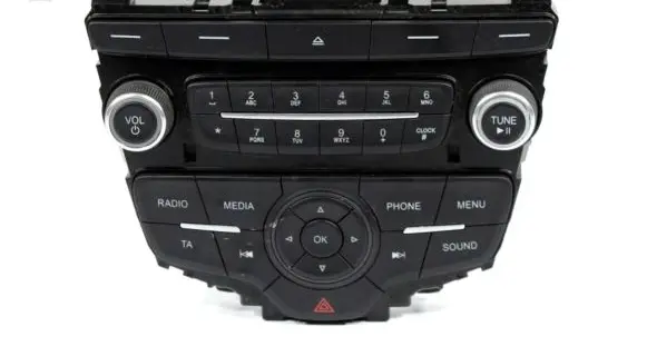 Ford Focus Radio/CD/DVD/GPS head unit F1ET18K811BD