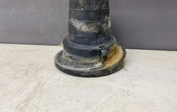 Citroen Berlingo Rear coil spring rubber mount 9670352480