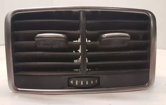 Audi A6 S6 C6 4F Rear air vent grill 4F0819203C