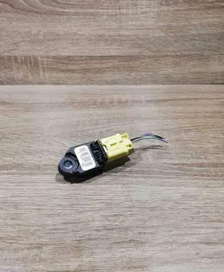 Toyota Corolla E120 E130 Airbag deployment crash/impact sensor 8983102020