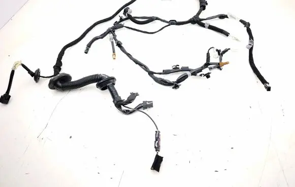Nissan Juke II F16 Tailgate/trunk wiring harness 24051HS02A