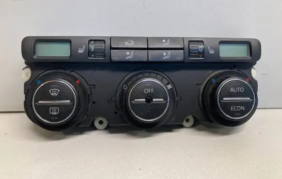 Volkswagen Touran I Climate control unit