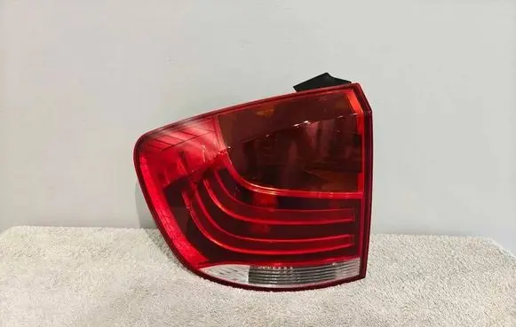 Rear/tail lights
