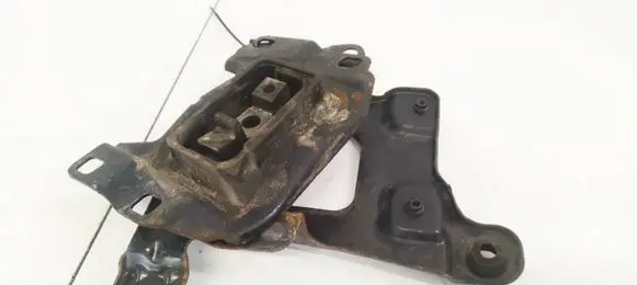 Ford Focus C-MAX Engine mount bracket 3M517M121 3M51-7M121AE