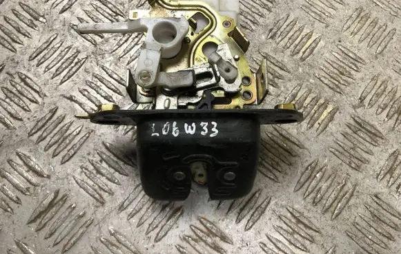 Subaru Legacy Tailgate/trunk/boot lock/catch/latch