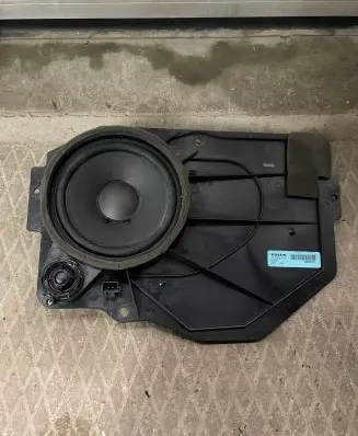 Volvo C30 Rear door speaker 31252247 M5XUG 08W52