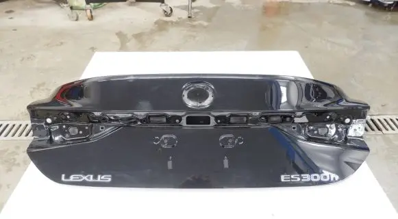 Lexus ES 250 - 300 - 330 Tailgate/trunk/boot lid 6440133870