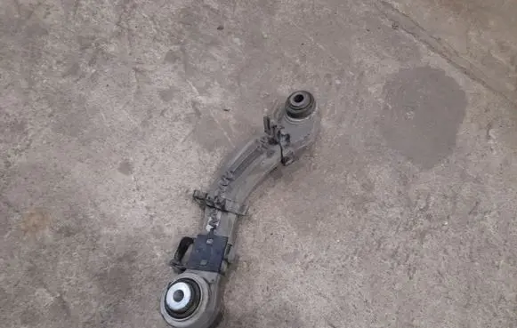 BMW 7 F01 F02 F03 F04 Rear control arm