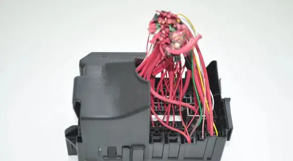 Renault Laguna III Fuse box set 03948